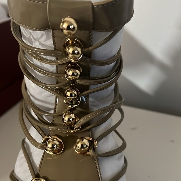 Vivienne Hu Patent Leather Studded Boots Size:37 Strappy Gladiator Sandals - Picture 11 of 13